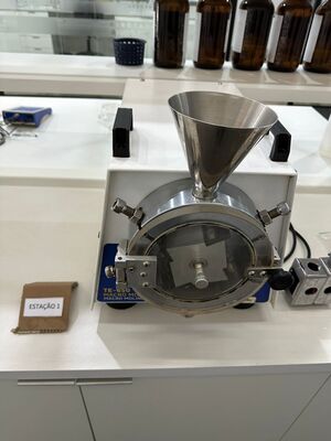 VISITA LABORATÓRIO REFEREÊNCIA SOLOS 2025 16